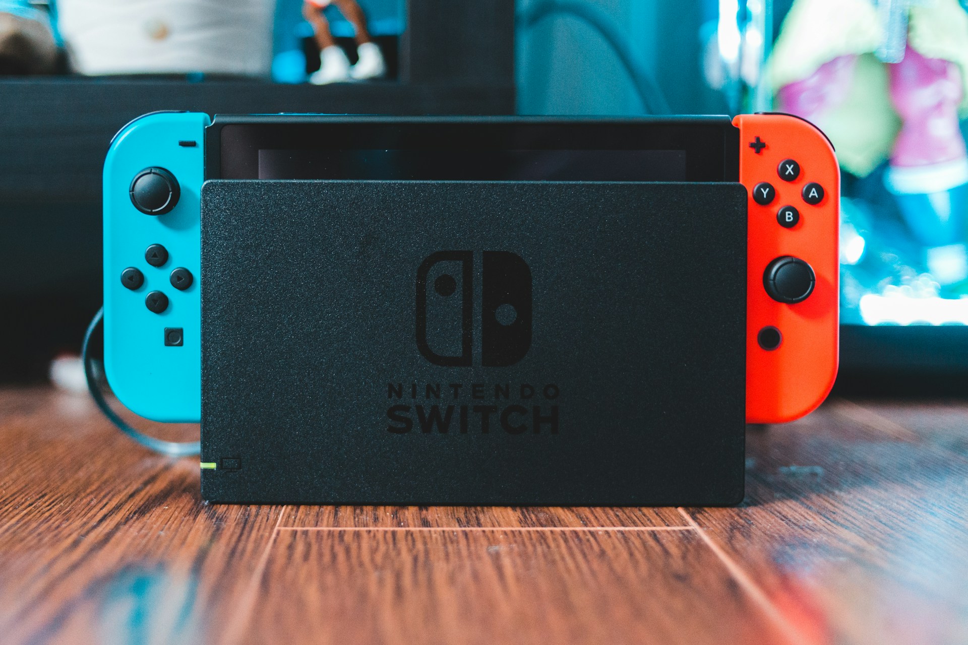 What Type of Gamer Fits the PlayStation 5 or Nintendo Switch?